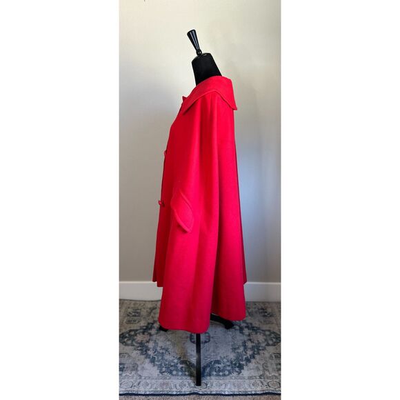 Vintage 1960's Arosak Union Made Red Embellished Button Front Cape with Pockets - Picture 7 of 10